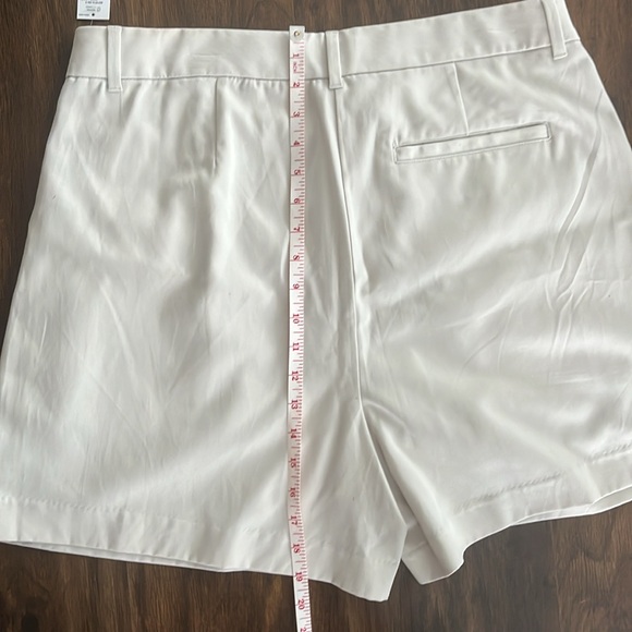 Old Navy Women’s Silver Gray Extra High-Waisted Taylor Trouser Shorts- Large NWT - Picture 6 of 9